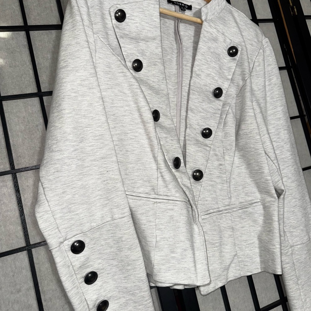 Torrid Size 2 Women's Ash Heather Gray Buttoned Jacket